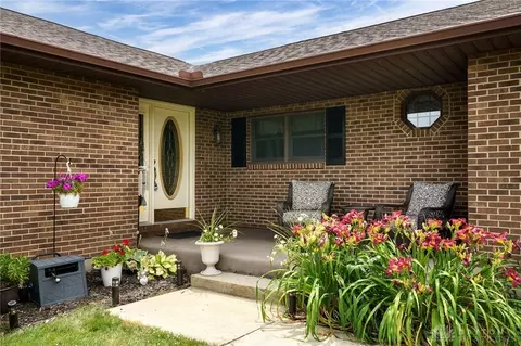 4311 Lone Wolf Ave, Springfield, OH 45502 photo 3