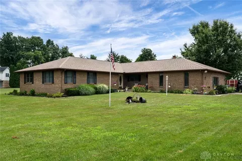 4311 Lone Wolf Ave, Springfield, OH 45502 photo 2