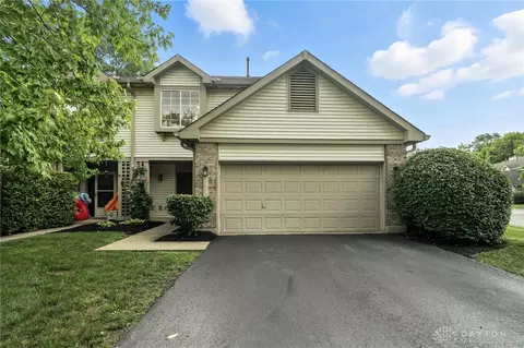 8576 Timber Park Dr, Dayton, OH 45458