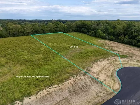 15 Hunters Glen Dr, Adams Twp, OH 45177