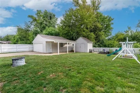 Exterior - 3421 Pobst Dr, Kettering, OH 45420 photo 2 of 6