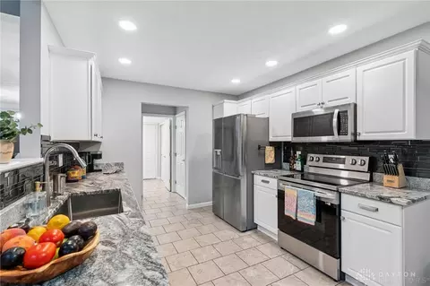 1133 Napa Rdg, Washington Township, OH 45458 photo 8