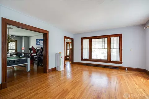 Living - 2027 Elmwood Ave, Springfield, OH 45505 photo 5 of 8