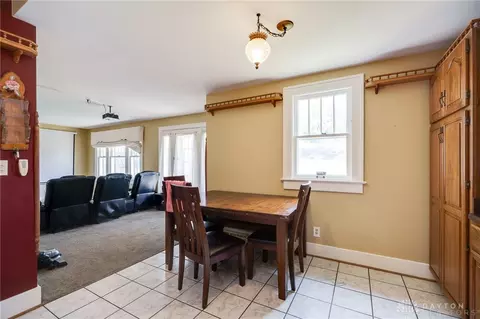 Dining - 2027 Elmwood Ave, Springfield, OH 45505 photo 1 of 2