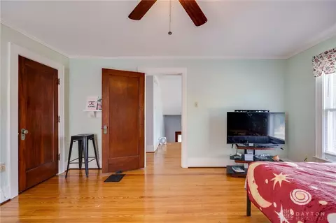 Bedroom - 2027 Elmwood Ave, Springfield, OH 45505 photo 1 of 10