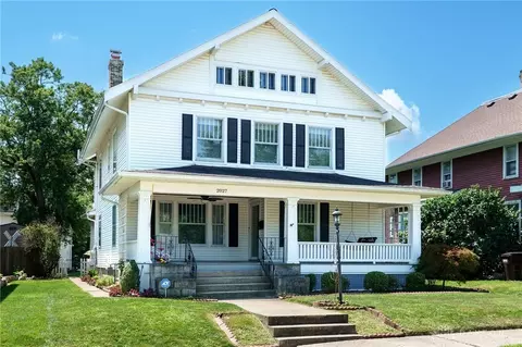 Exterior - 2027 Elmwood Ave, Springfield, OH 45505 photo 2 of 15