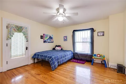 Bedroom - 2027 Elmwood Ave, Springfield, OH 45505 photo 3 of 10