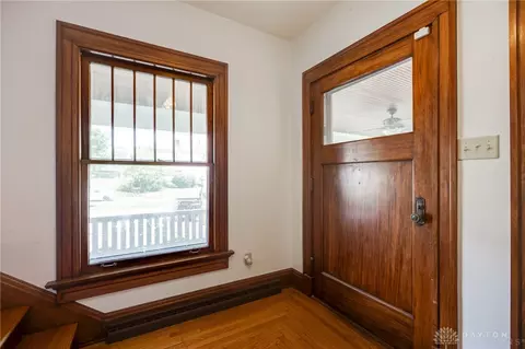 Entry Way - 2027 Elmwood Ave, Springfield, OH 45505 photo 1 of 3