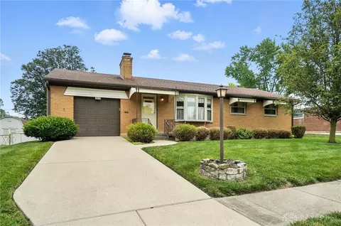 Exterior - 3832 Traine Dr, Kettering, OH 45429 photo 2 of 10