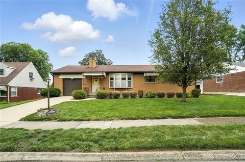 Exterior - 3832 Traine Dr, Kettering, OH 45429 photo 3 of 10