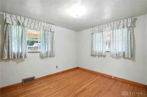 Bedroom - 3832 Traine Dr, Kettering, OH 45429 photo 4 of 7