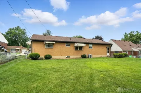 Exterior - 3832 Traine Dr, Kettering, OH 45429 photo 6 of 10