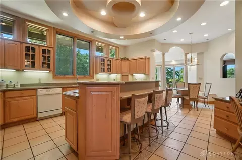 Kitchen - 2655 Ballydoyle Dr, Springfield, OH 45503 photo 1 of 7