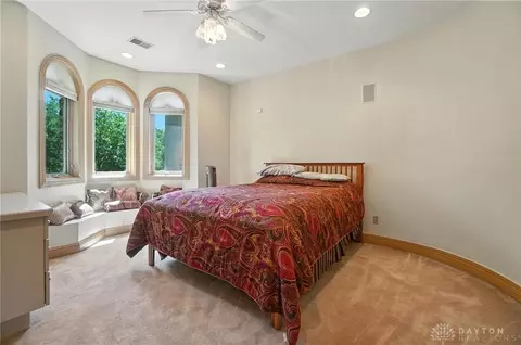 Bedroom - 2655 Ballydoyle Dr, Springfield, OH 45503 photo 11 of 12
