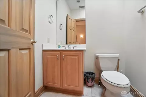 Bath - 2655 Ballydoyle Dr, Springfield, OH 45503 photo 10 of 10