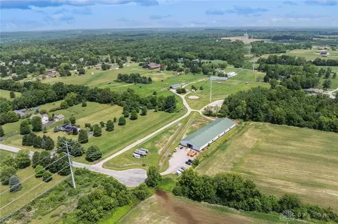 1679 Sutts Trl, Xenia, OH 45385