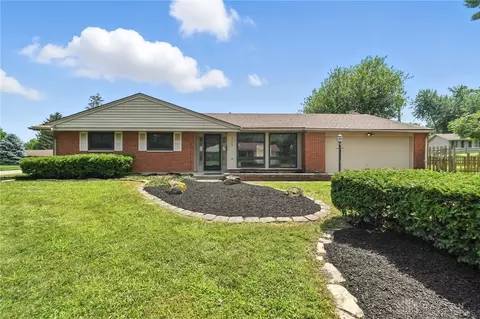 3190 Marigold Ct, Dayton, OH 45440