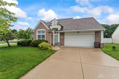 2020 Wilshire Dr, Piqua, OH 45356