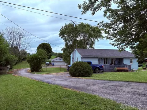 5471 Sr 320, New Paris, OH 45347