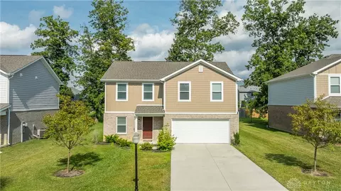 5636 Brampton Pl, Clayton, OH 45315