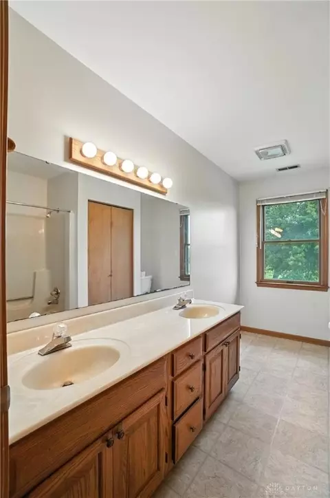 1035 E Possum, Springfield, OH 45502 photo 31