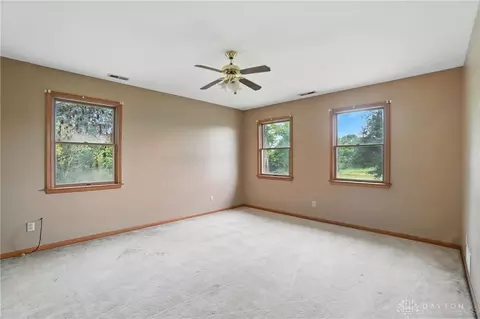 1035 E Possum, Springfield, OH 45502 photo 20