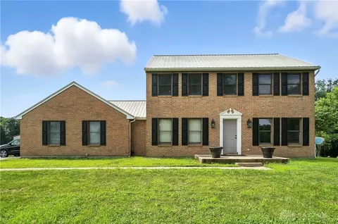 1035 E Possum, Springfield, OH 45502