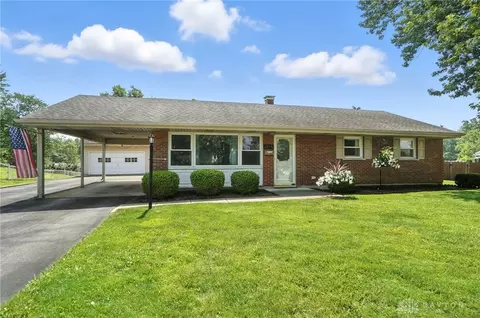 2836 Powhattan Pl, Kettering, OH 45420 photo 2