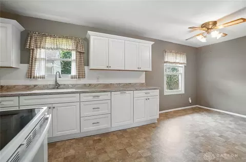 2836 Powhattan Pl, Kettering, OH 45420 photo 21