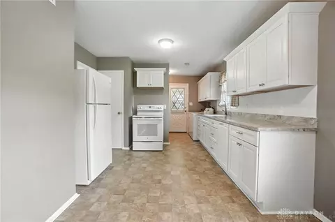 2836 Powhattan Pl, Kettering, OH 45420 photo 16