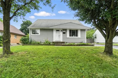 228 N Cherrywood Ave, Dayton, OH 45403