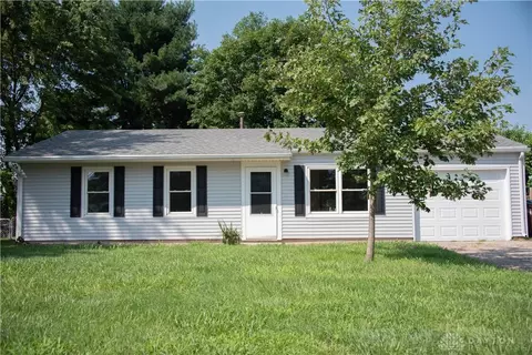 1077 Dayton Ave, Xenia, OH 45385