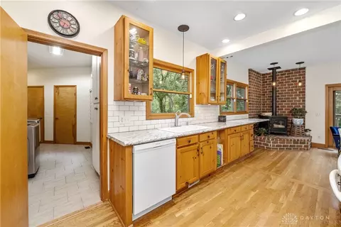 Kitchen - 5737 Brant Rd, Morrow, OH 45152 photo 5 of 5