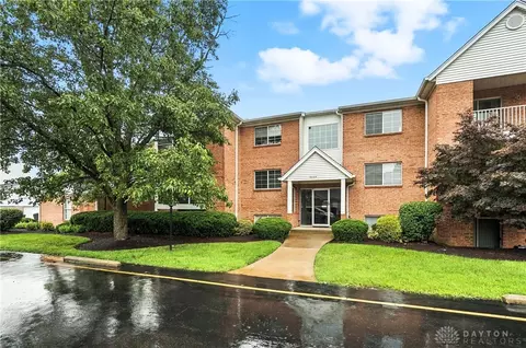 3225 Heritage Square Dr #25, Colerain Twp, OH 45251