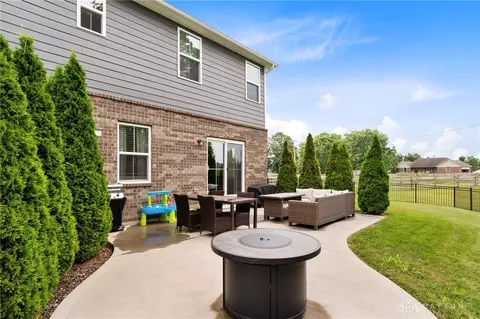 Exterior - 9475 Whispering Stream Ct, Centerville, OH 45458 photo 6 of 11