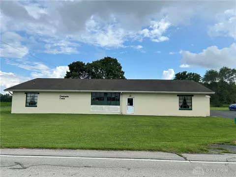 4774 Phillipsburg Union Rd, Englewood, OH 45322