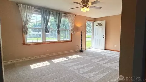 Living - 4843 Middle Urbana Rd, Springfield, OH 45503 photo 2 of 3