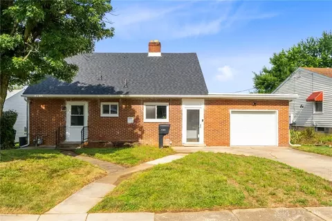 1157 Oakhill Ave, Fairborn, OH 45324