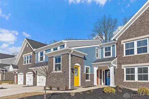 4242 Apple Branch Dr #55-102, Sugarcreek Township, OH 45459
