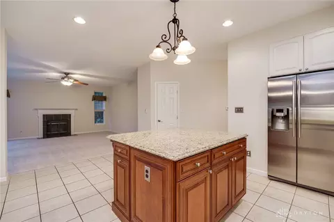 Kitchen - 1582 Gatekeeper Way, Centerville, OH 45458 photo 3 of 5