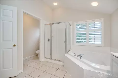 Bath - 1582 Gatekeeper Way, Centerville, OH 45458 photo 3 of 5