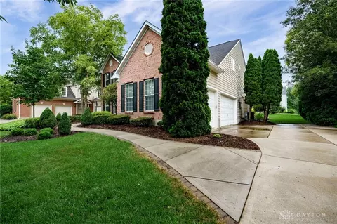 Exterior - 1582 Gatekeeper Way, Centerville, OH 45458 photo 2 of 9