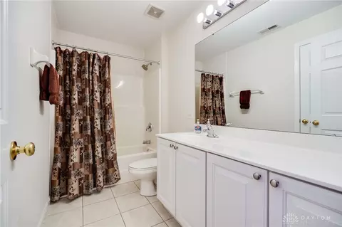 Bath - 1582 Gatekeeper Way, Centerville, OH 45458 photo 4 of 5