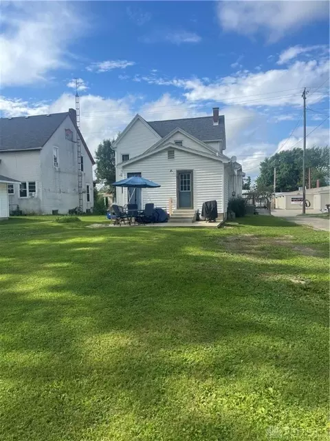 Exterior - 219 E High St, Eaton, OH 45320 photo 12 of 15