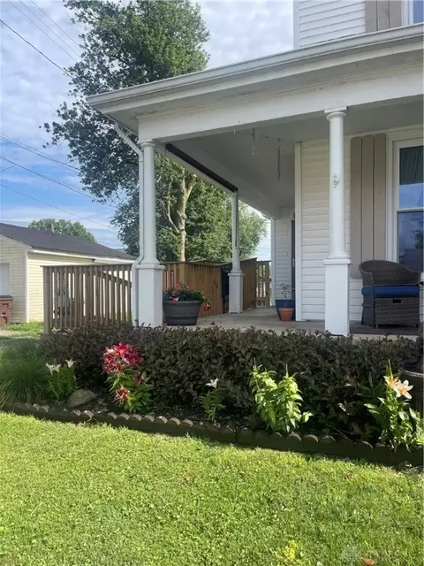 Exterior - 219 E High St, Eaton, OH 45320 photo 5 of 15