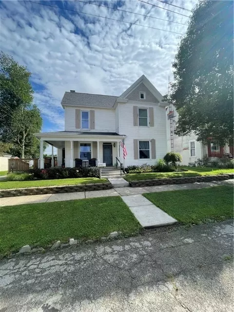 219 E High St, Eaton, OH 45320