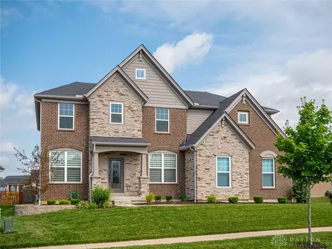 5101 Greenview Ln, Lebanon, OH 45036