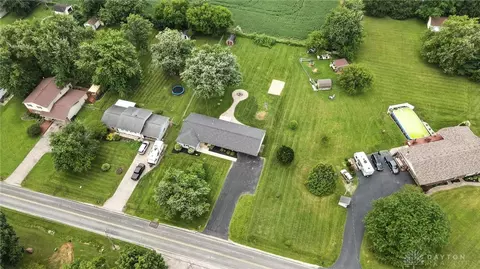 1405 Bowman Rd, Springfield, OH 45502 photo 3