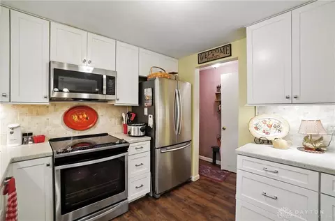Kitchen - 4543 Mumper Rd, Springfield, OH 45502 photo 5 of 5
