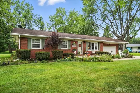 Exterior - 4543 Mumper Rd, Springfield, OH 45502 photo 2 of 10